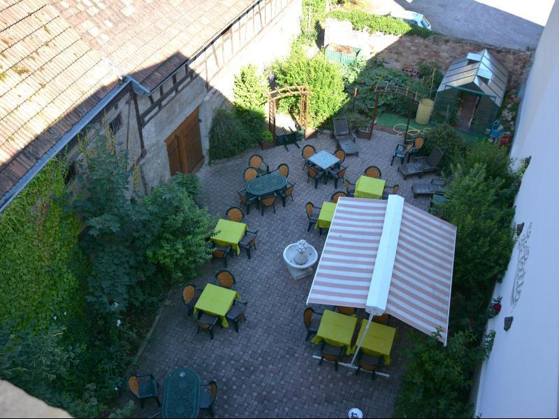 Logis Hôtel du Centre - Halte idéale en cyclotourisme avec garage à vélos clos Molsheim Exterior foto